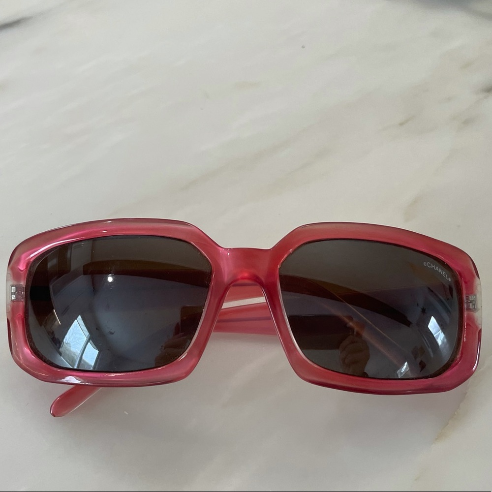 ✨Authentic✨ Chanel Vtg Pink Sunglasses